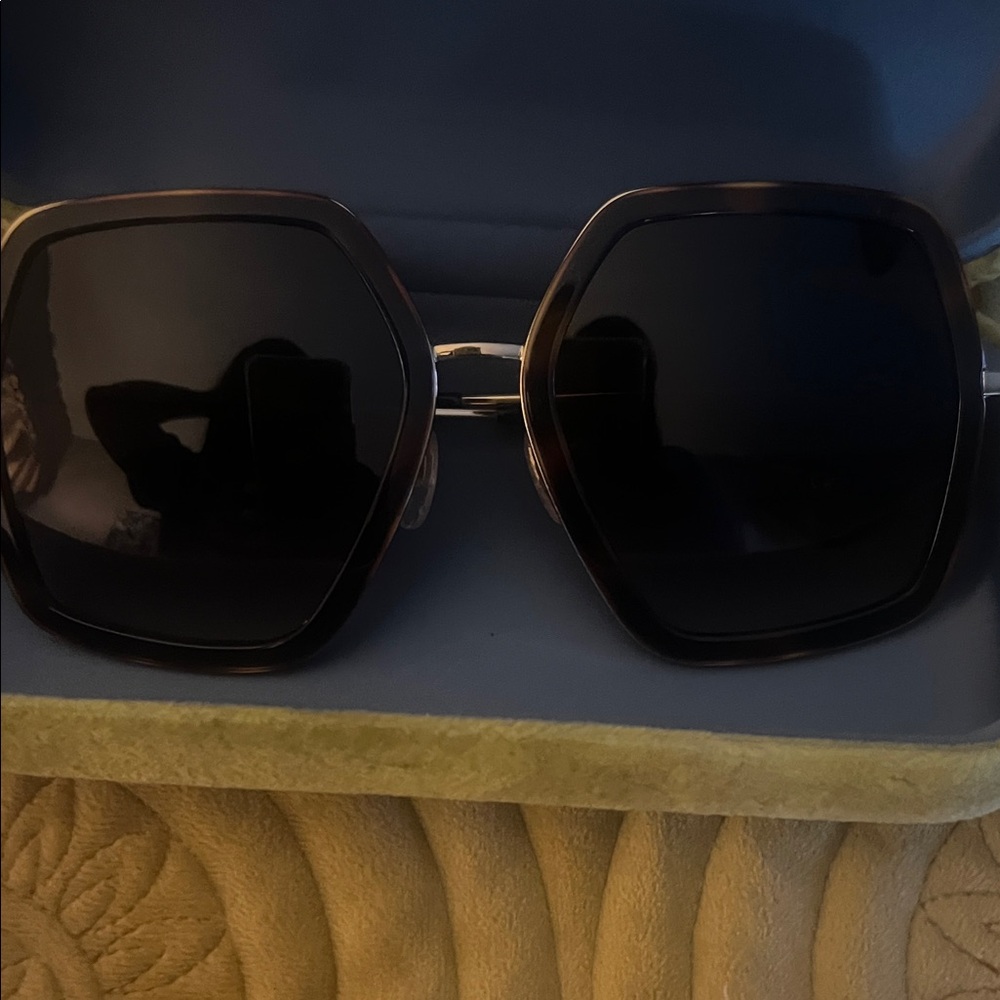 Gucci Black Hexagonal Sunglasses - image 2